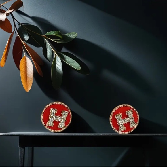 Elegant H Round Stud Earrings - Stainless Steel, NEW - Picture 2 of 2